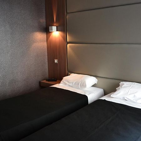 Hotel Schtak Cannes Habitación foto